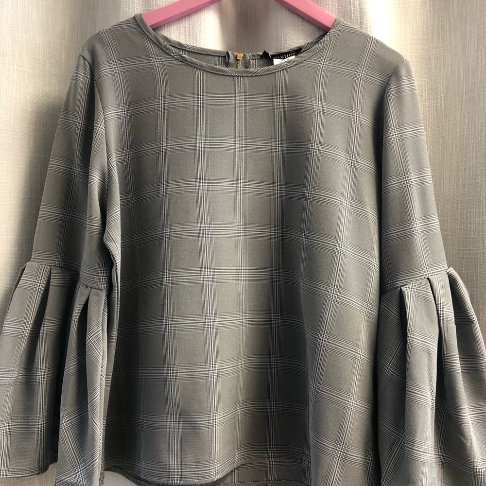 Tartan plaid bell sleeve top
